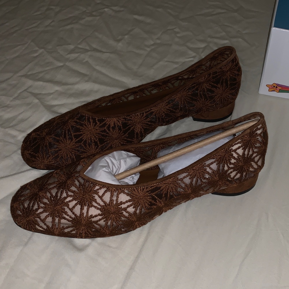 Jeffrey Campbell brown suede mesh flats